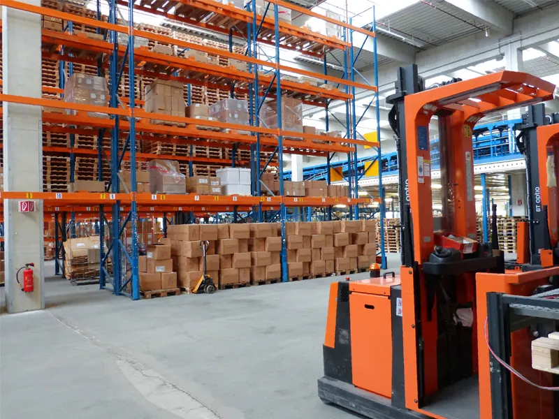 Heavy Duty Pallet Racking in UAE